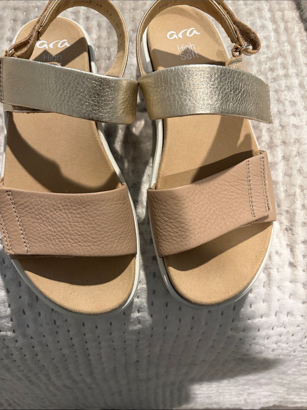 Ara Women's Sandals — Blush Leather with Metallic Gold Strap